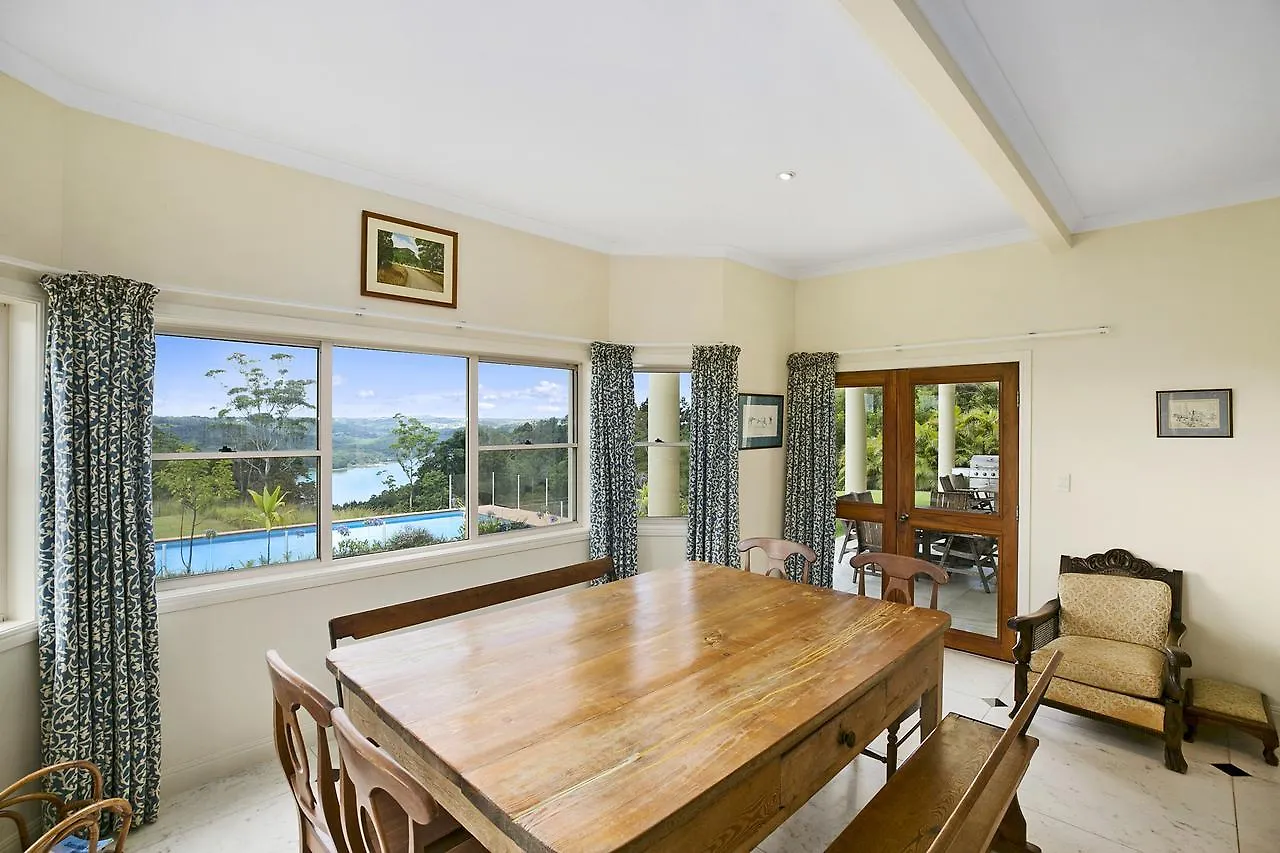 Holiday home Lemon Grove Villa Montville Australia